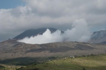 Об извержении вулкана Асо в Кумамото