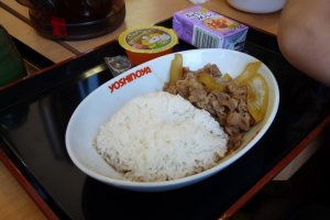 this is the kids meal at Yoshinoya