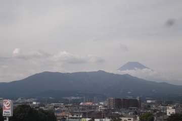 <p>The view of Mount Fuji from the rooftop parking</p>