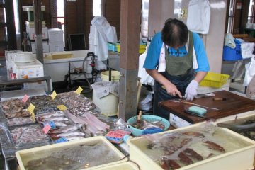 The fish market in Hinase, Bizen City, Okayama