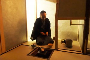 Doi-san performs a tea ceremony for guests
