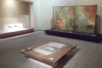 <p>Inside Kataoka Tsurutaro Art Museum</p>