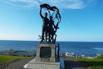 <p>Cape Soya Dairy Farmers statue dedicated when the area reached 500,000 head of cattle</p>
