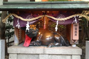 Kamigyusha (God&#39;s Cowshed), which were believed to be able to heal&nbsp;illness only by touching the statue.
