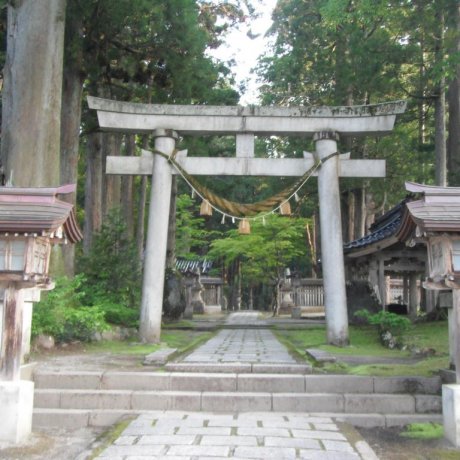 Ashikuraji Oyama Jinja