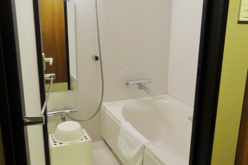 <p>The shower and tub room is separate from the toilet room</p>
