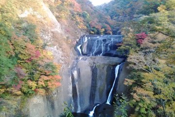 Autumn in Fukuroda Falls, Ibaraki 