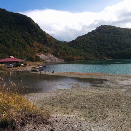 Hồ Thần rồng ở Naruko
