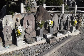 Buddhist statues by the side shrine