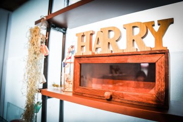 HARRY's welcome area