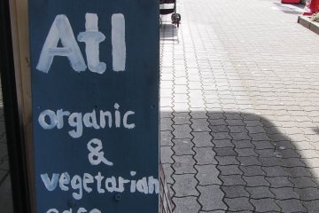 Atl Organic and vegetarian cafe