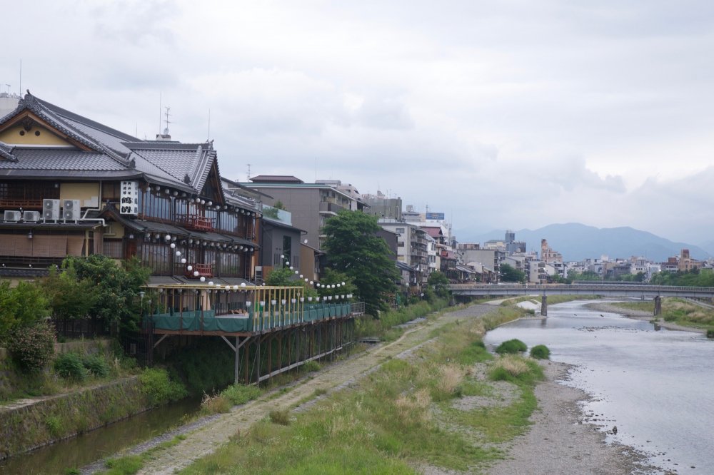 Kamo river in Kyoto, crossing the Ohashi bridge