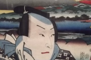 One of the kabuki actors, with Mount Fuji in the background