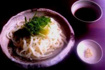 Soba with soy dipping sauce and shredded ginger