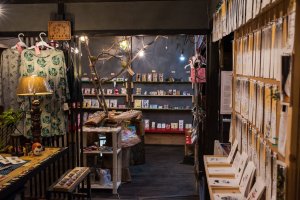 La Chat is quirky and holds local art and crafts