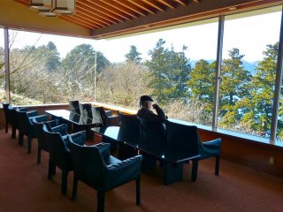 Cozy lounge chairs facing Ashinoko Lake