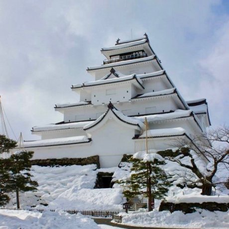 Winter Magic at Tsuruga-jo Castle