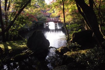 The bridge to the Benten-do hall at Daigo-ji