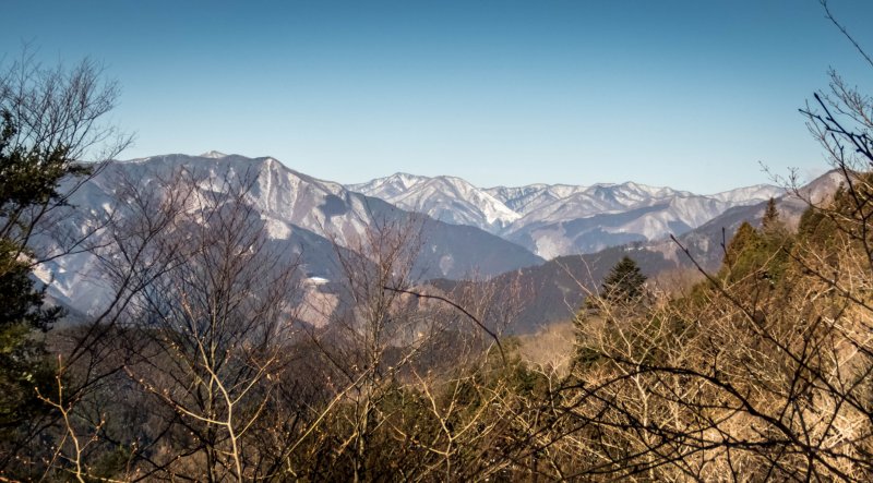  When traversing from Mt. Mitake to Mt. Hinode it’s possible to see some of the many mountains that make up the picturesque Okutama-kai National Park
