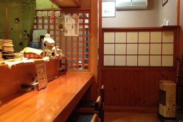 <p>The counter at Sumika</p>