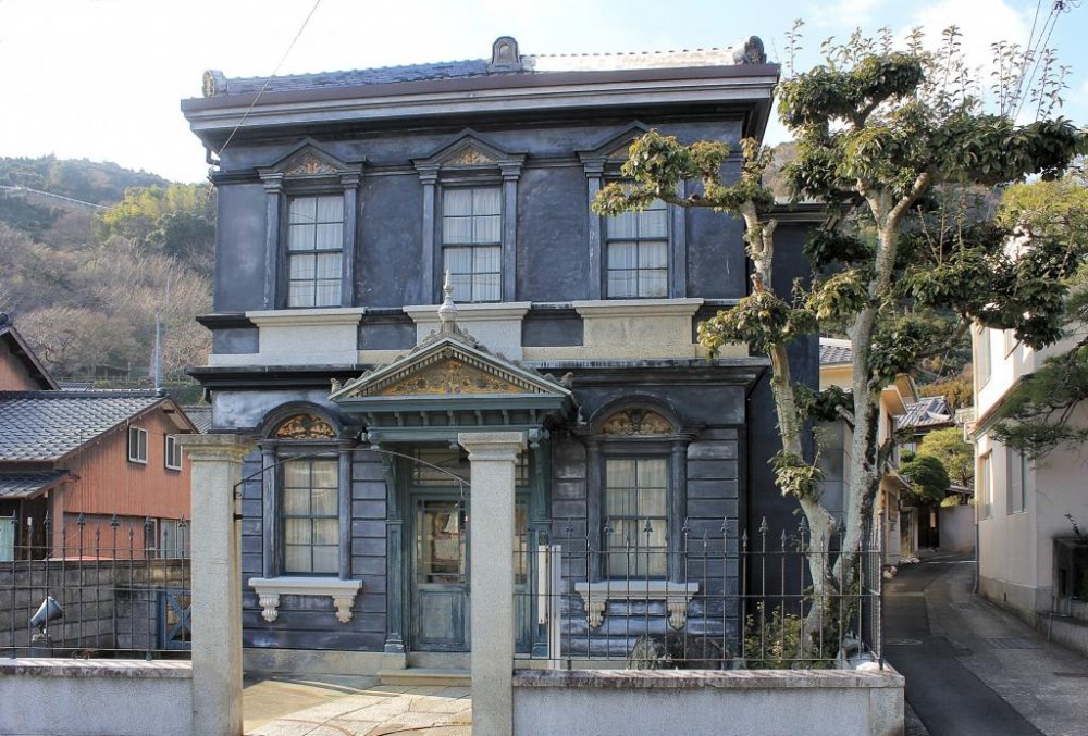 Mặt tiền Shiraishi Wataro Yokan. Toà nhà được xây năm 1890 