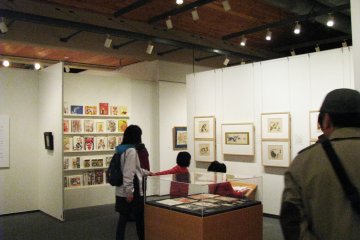 The museum's interior. There are also books that children can open and read.