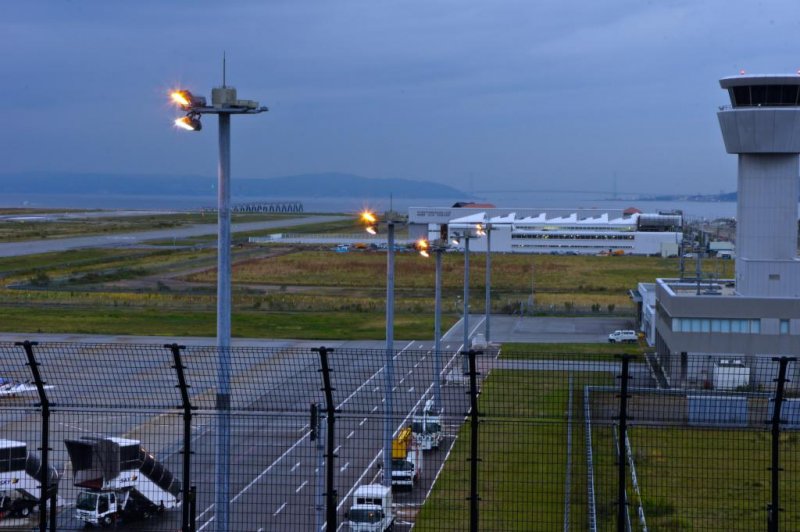 Observation deck Kobe Airport