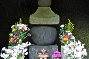 The grave of Yoritomo’s wife, Masako
