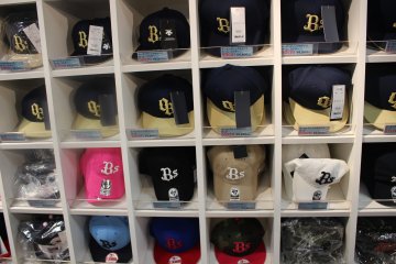 Cap shopping in the team store