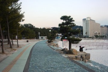 Beach promenade at Shirahama Beach