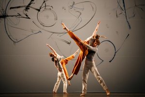 Trisha Brown Dance Company, Anthology: Trisha Brown, L'amour au thèâtre