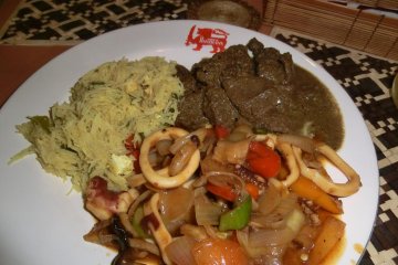 Main course, curried mutton, noodles and chicken