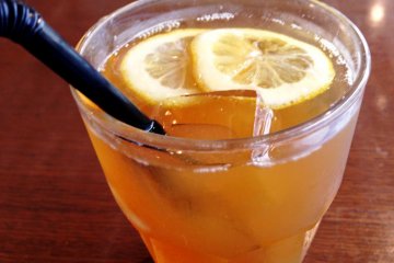Put your hands around Arnold Palmer and take in the Californian Summer at JS Burger Cafe