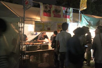 Almost every food stall near the stage had a queue.