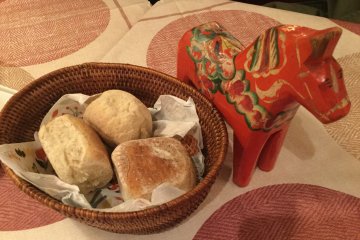 Lilla Dalarna's hearty homemade bread.