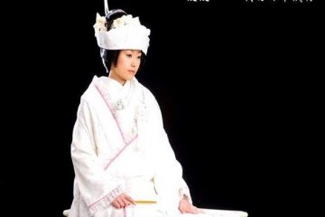 娇媚的日本新娘