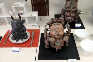 Các bức tượng "ngầu Nhật Bản" để bán