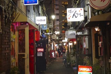 Golden Gai in Shinjuku, a time slip to 1970's Japan drinking culture