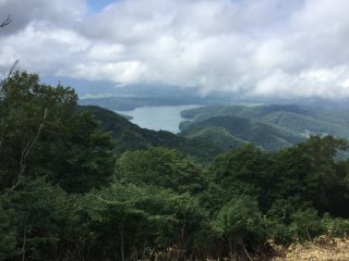 Lake Nojiri and the surrounding mountains.