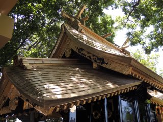 Trees surrounding the shrine help provide shade.