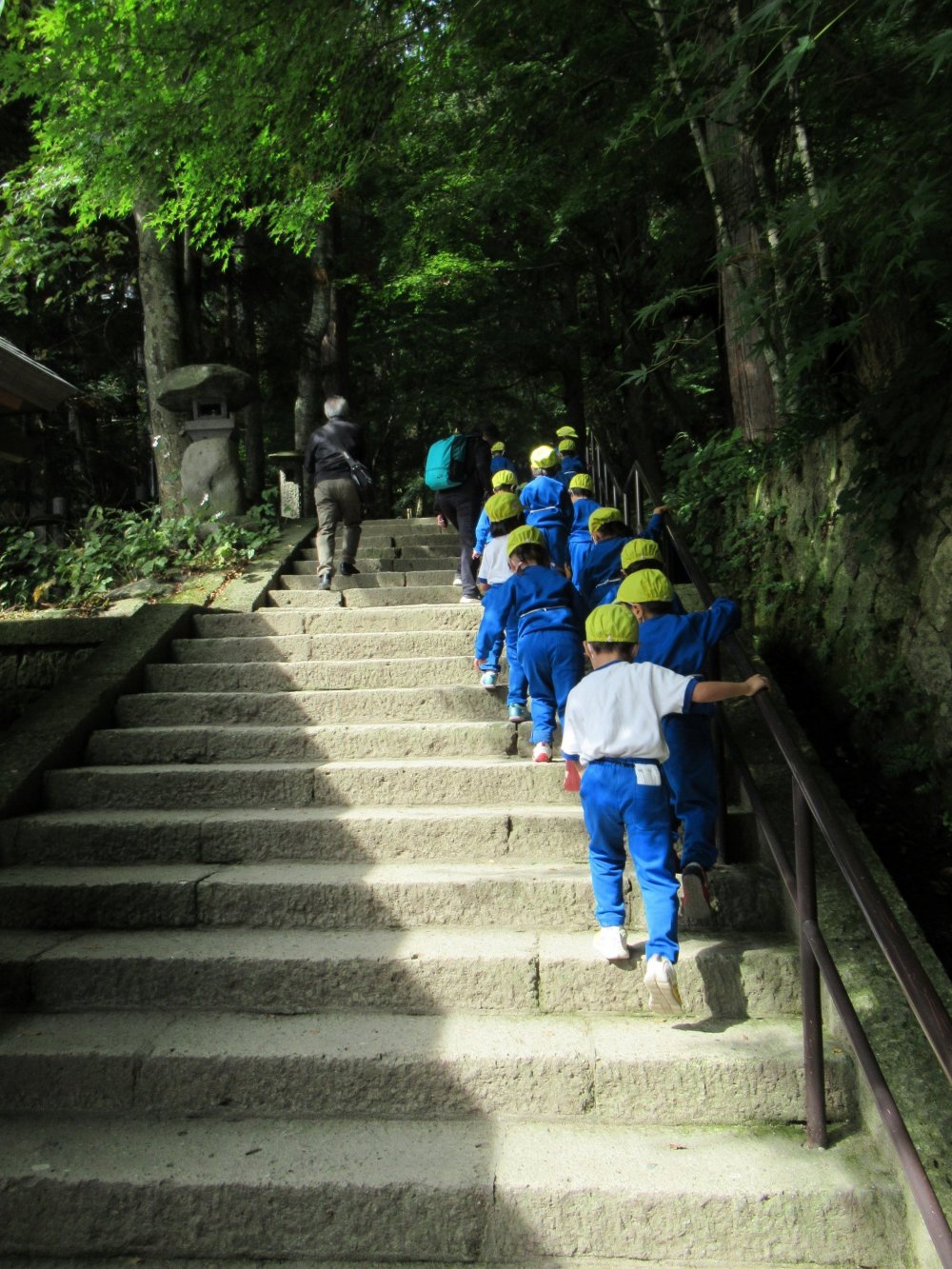 A group of school children visiting Yamadera