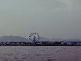 On our way to Miyajima we saw the retro American-style outlet mall and its large ferris wheel.
