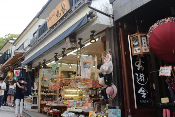 Shopping street of Enoshima
