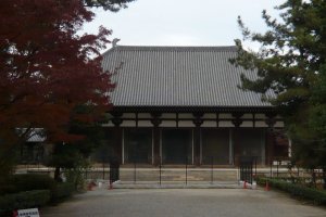Une autre vue sur le Kondō