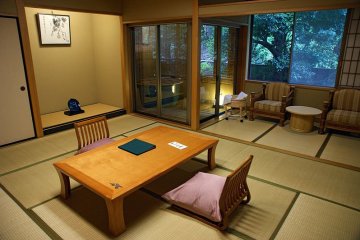 A stunning ryokan room is just a click away