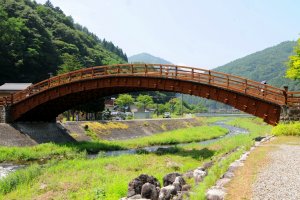 The Kiso Ohashi bridge which spans the Narai-gawa