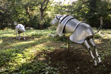 The garden has periodic art installations