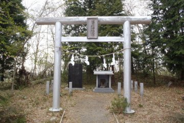 Hinohara Village - Temples & Shrines