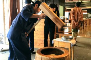 Mochi pounding demonstrations typically take place at breakfast
