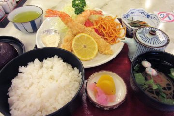 Rice - gohan - is served with many dishes
